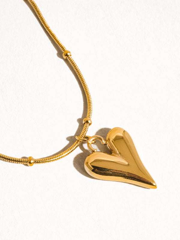 heart necklace | 18k gold necklace