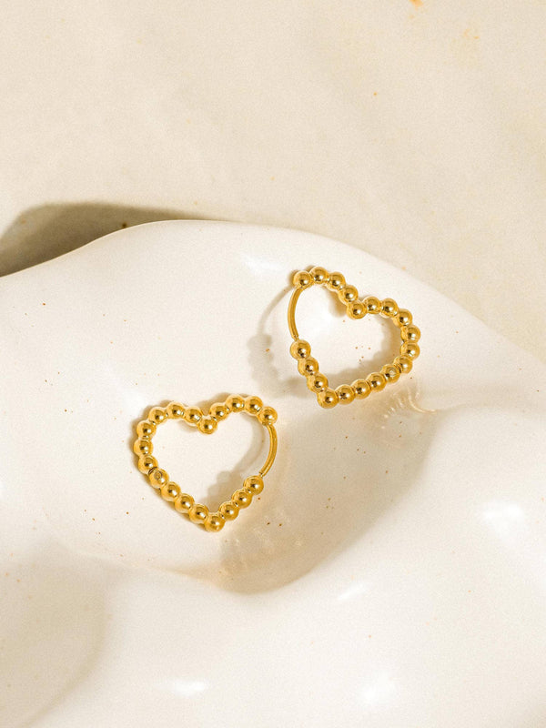 petite heart earring | 18k gold earrings