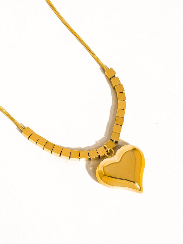 classic heart necklace | 18k gold necklace