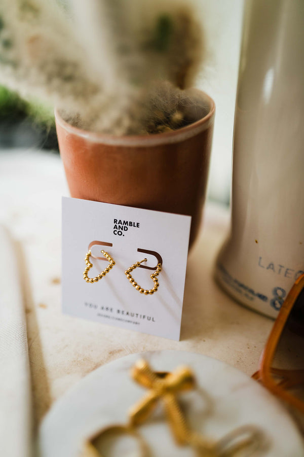 petite heart earring | 18k gold earrings