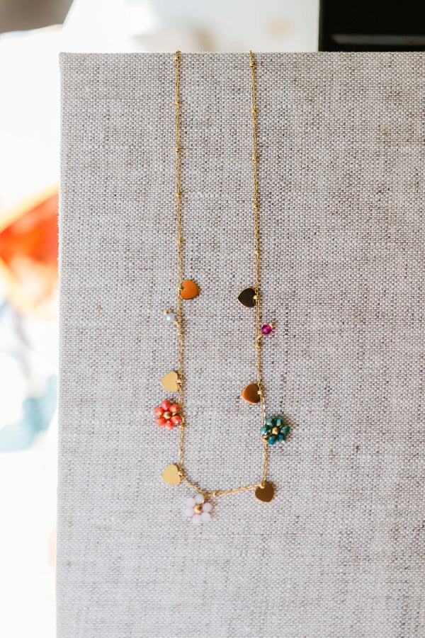 flower and hearts necklace | 18k gold necklace