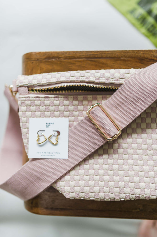 petite heart earring | 18k gold earrings