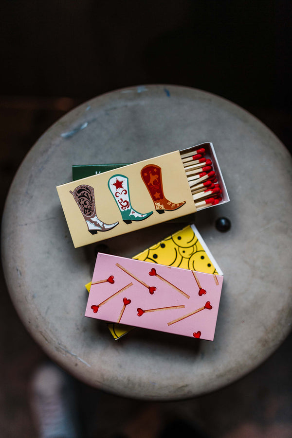 box matches | happy