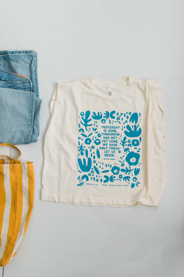 yesterday is gone | cream boxy muscle tee