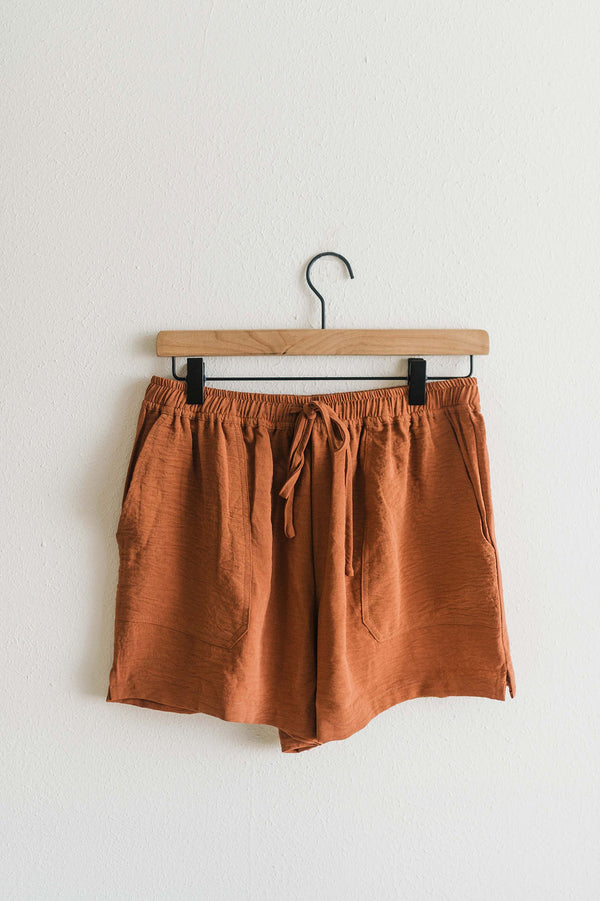 relax fit shorts with pockets | camel
