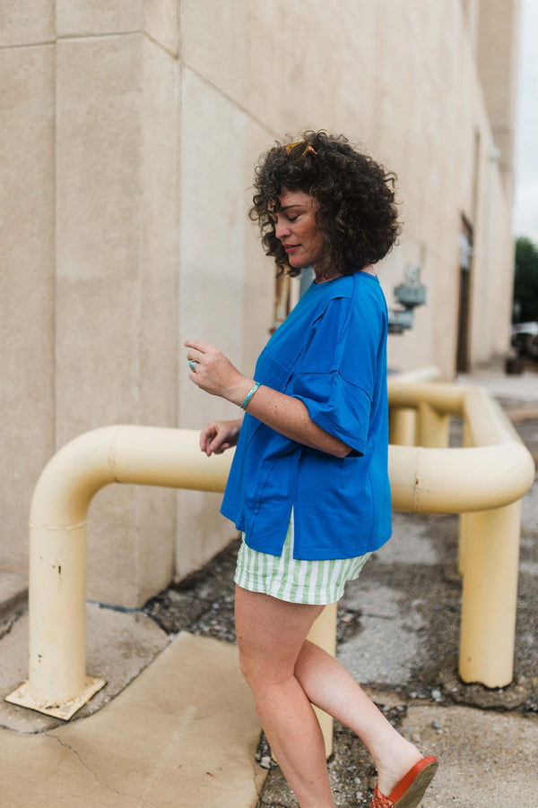 reverse seam pocketed oversized t-shirt | blue
