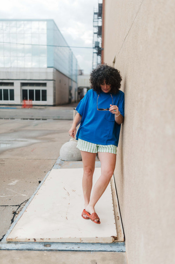 reverse seam pocketed oversized t-shirt | blue