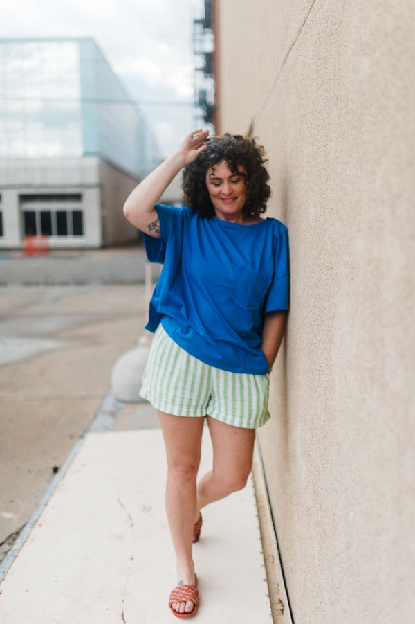 reverse seam pocketed oversized t-shirt | blue