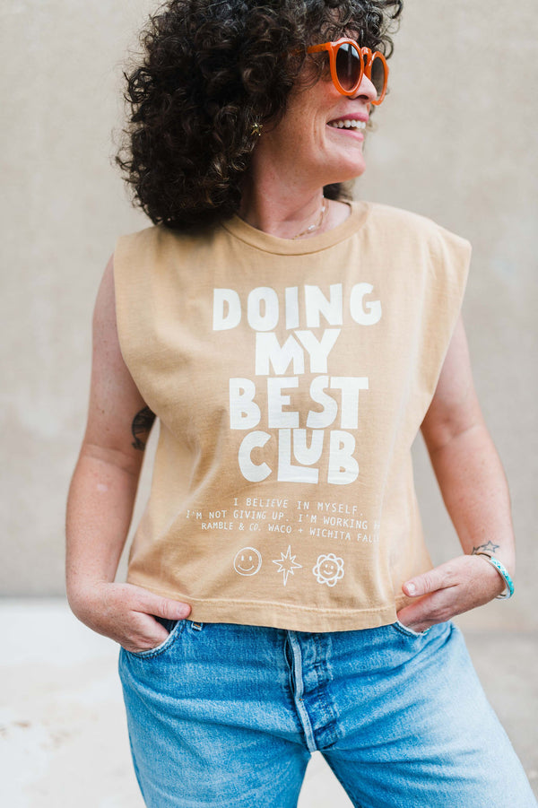 doing my best club | faded mustard boxy muscle tee