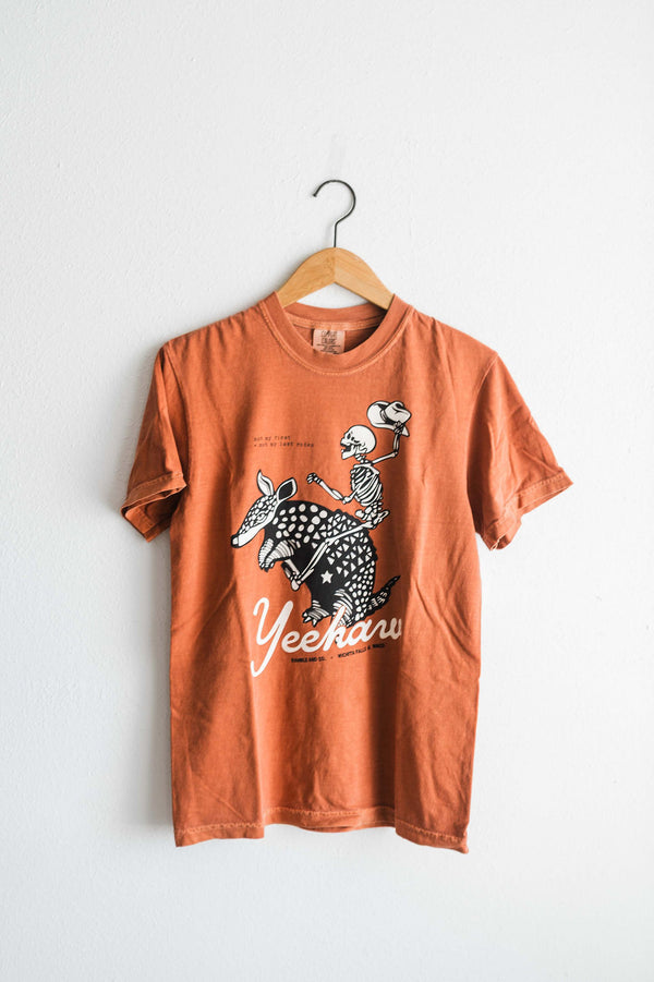 yeehaw skeleton + armadillo | yam comfort colors