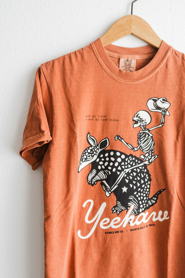 yeehaw skeleton + armadillo | yam comfort colors