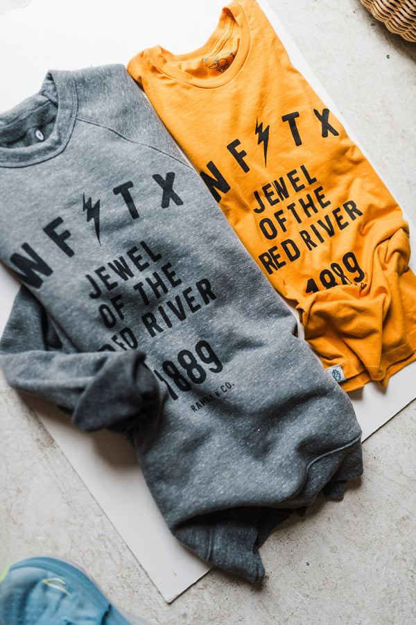 wichita falls bolt | vintage gold tee