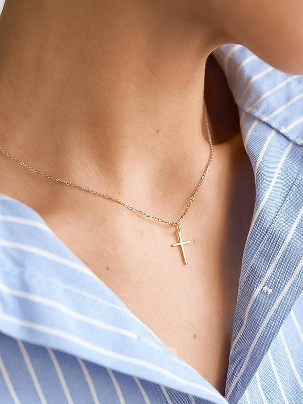 small cross necklace | 18k gold necklace