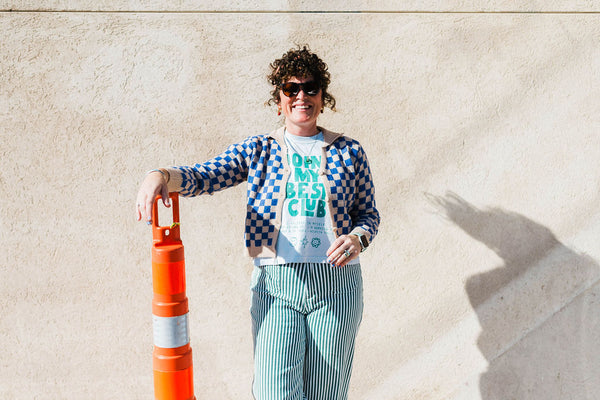 doing my best club | chambray boxy cropped tee