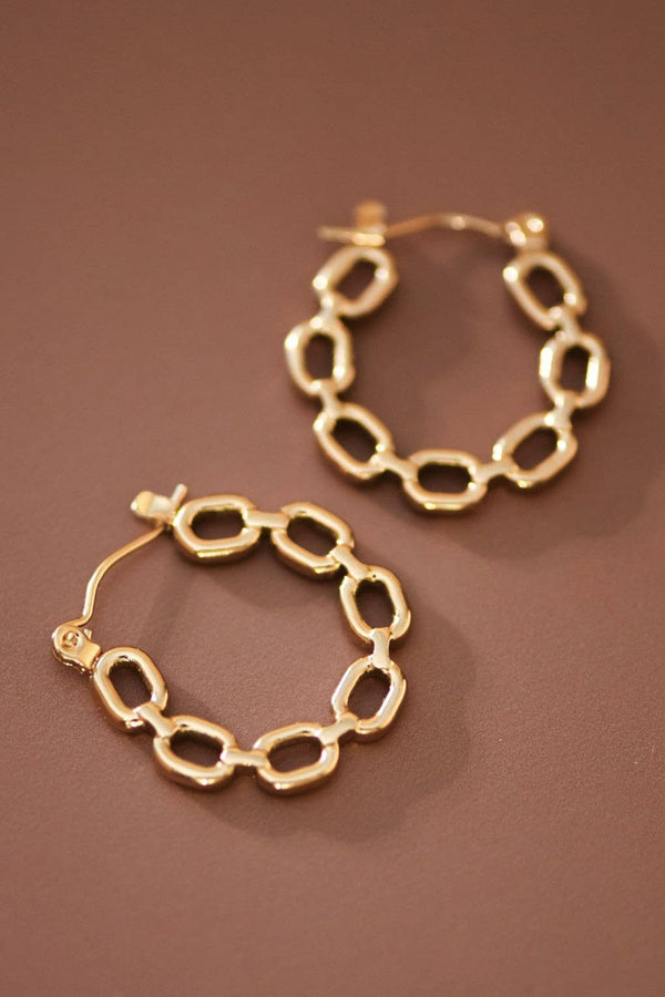 link latch earring | 18k gold