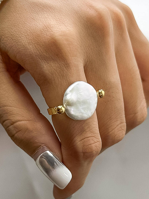 baroque pearl ring | 18k gold