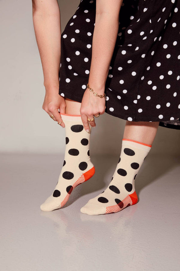 dot crew socks | cream