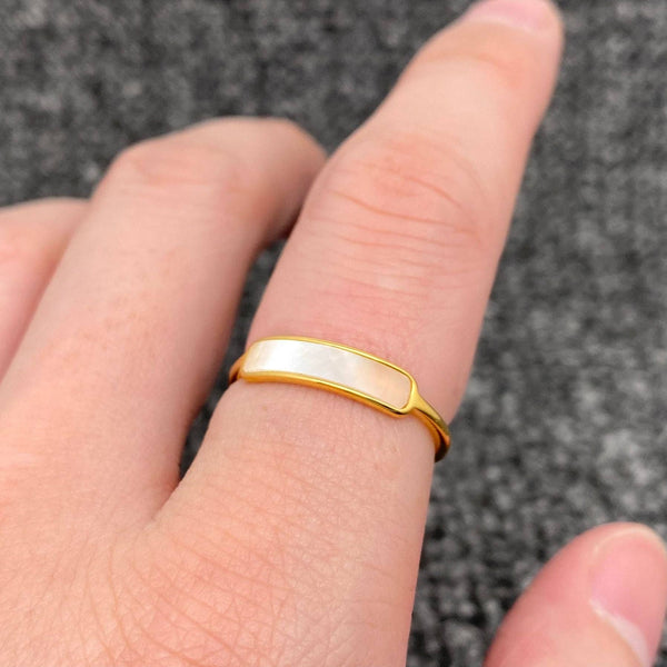 curved shell ring | 7 & 8