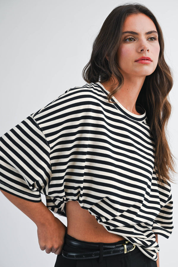oversized boyfriend tee| black stripe