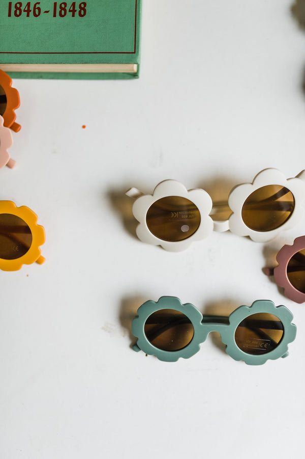 flower toddler sunnies | cream