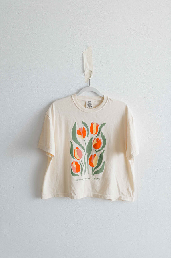 blooming with love | cream boxy cropped tee PREORDER