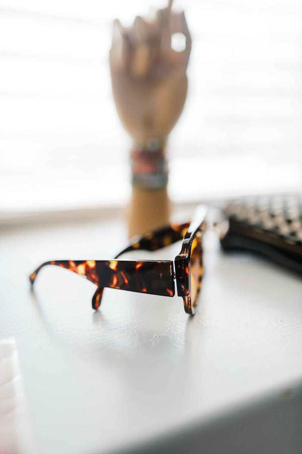 ellen retro sunglasses | tortoise + orange