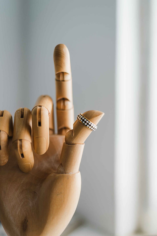 black and white grid | ring