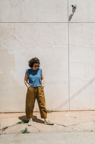 tx smiley | faded navy boxy muscle tee