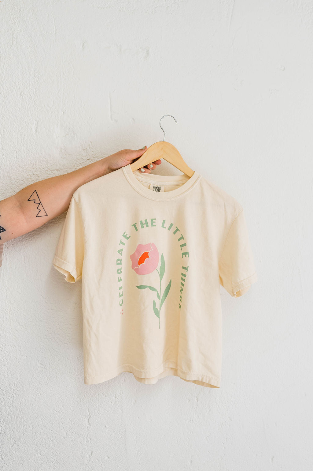 celebrate the little things | cream boxy cropped tee