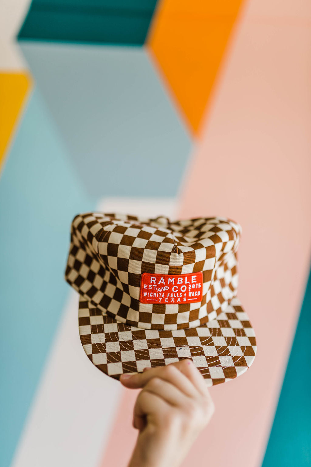 ramble & co | caramel + cream checkered hat