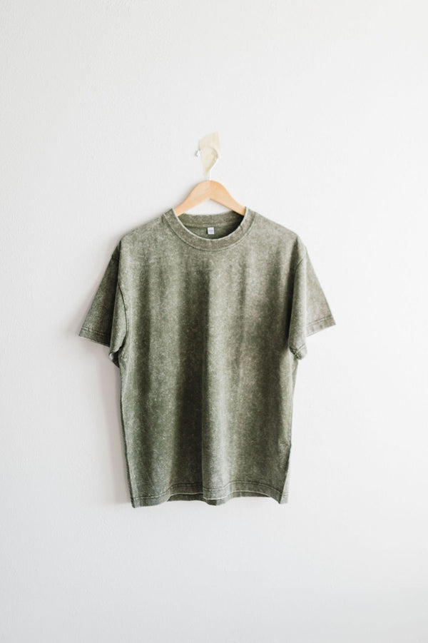 vintage wash oversized tee | army green