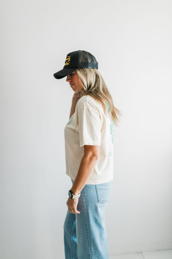 doing my best club puff ink | cream boxy cropped tee