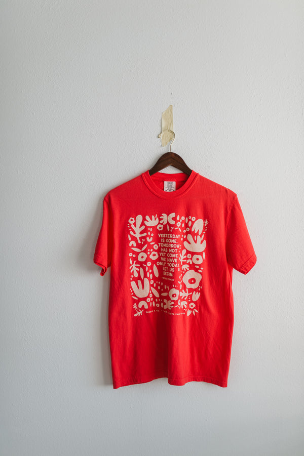 yesterday is gone | paprika comfort colors tee