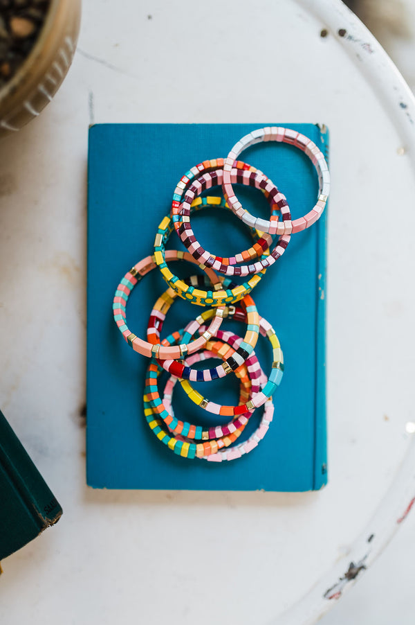 beaded enamel bracelet | peach fuzz