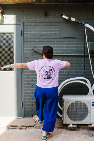 life's beauty | neon violet boxy cropped tee