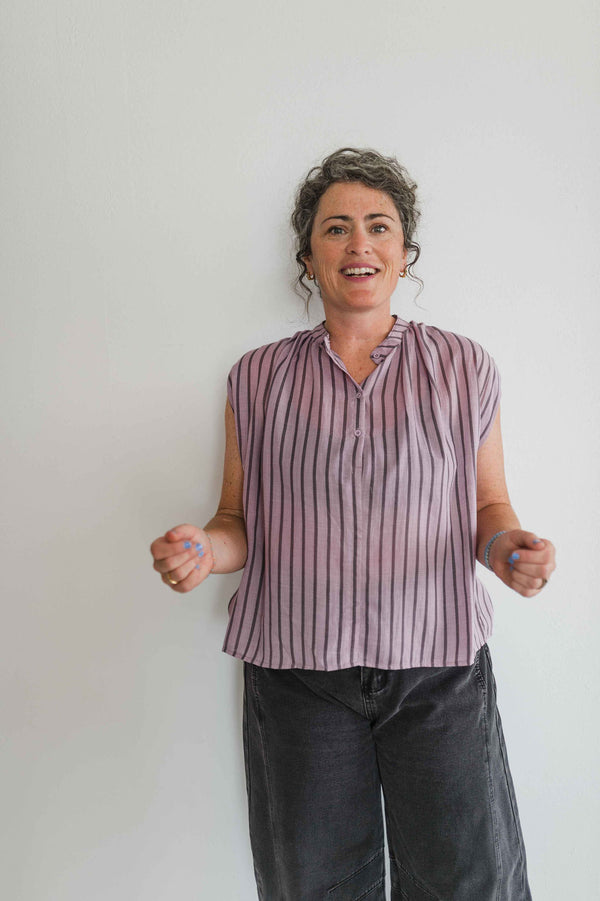 gathered stripe sleeveless blouse | purple