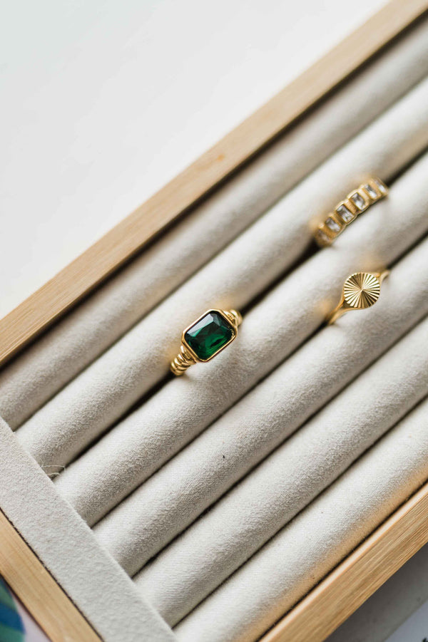 laverne cocktail ring | 18k gold green cz