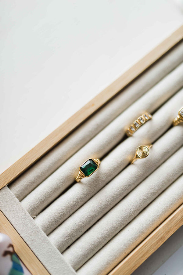 laverne cocktail ring | 18k gold green cz