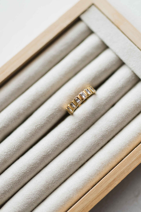 rhinestone ring | non-tarnish gold