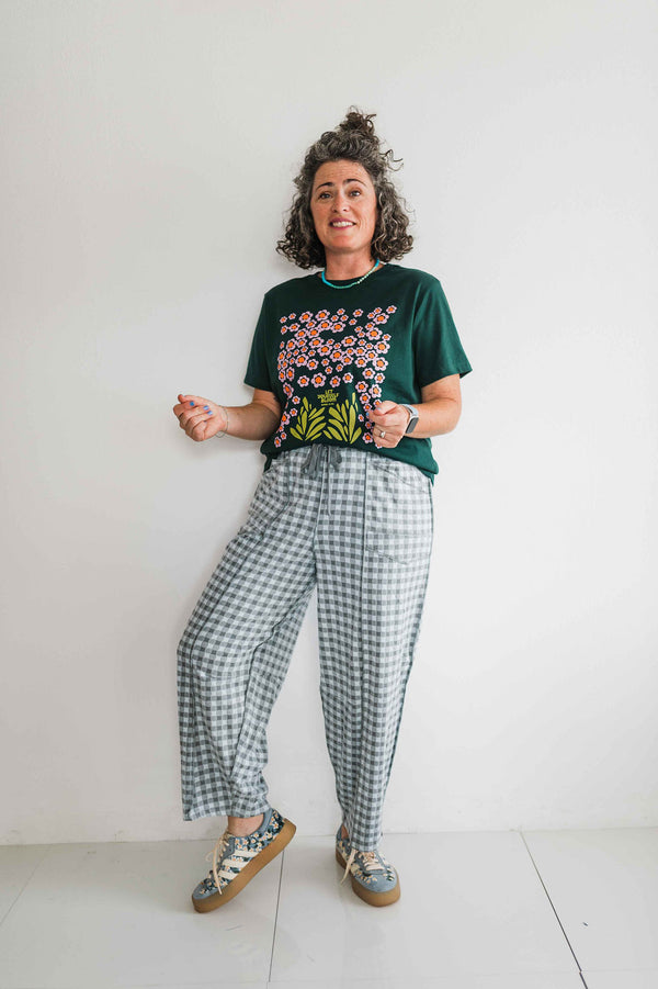 soft check barrel pants | blue grey