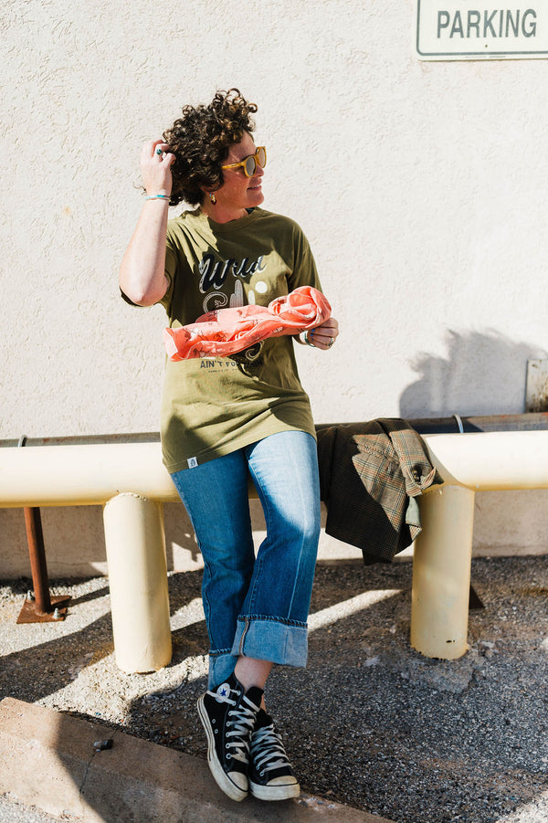 wild ain't for tamin' | faded olive relaxed tee