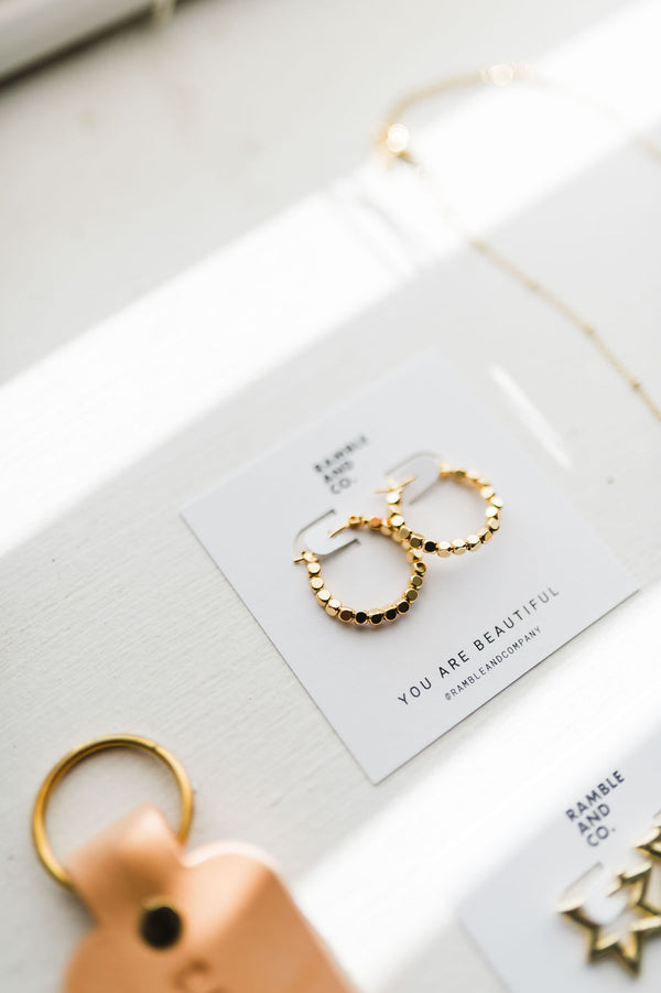 cube bead latch hoop 24k | earring