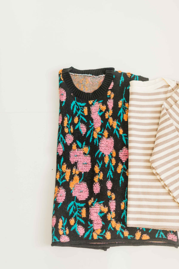 floral sweater vest | black