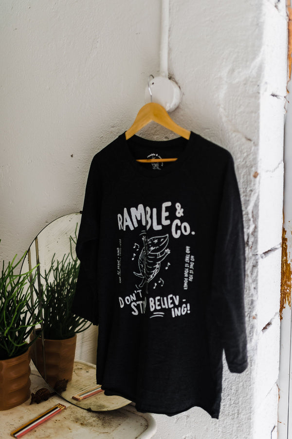 don't stop believing armadillo | vintage black raglan baseball tee