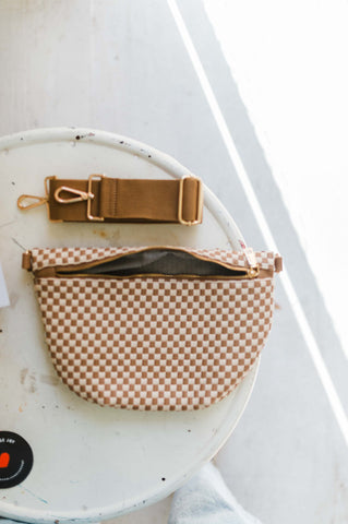 westlyn woven bum bag | checkered tan