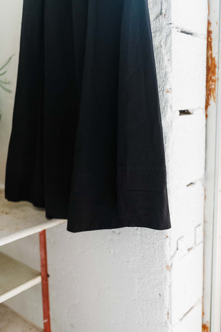 romantic high-waist midi skirt | black