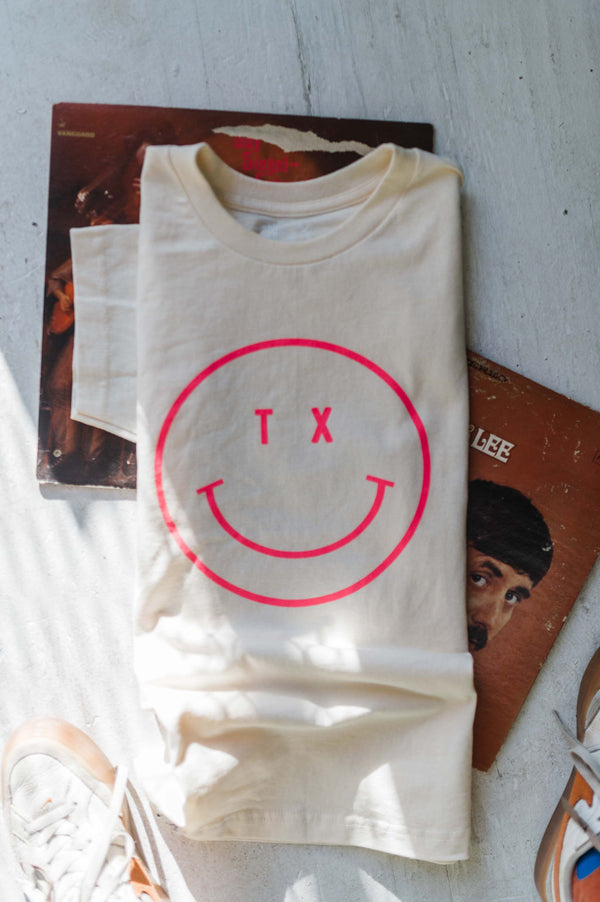 tx smiley | cream relaxed tee