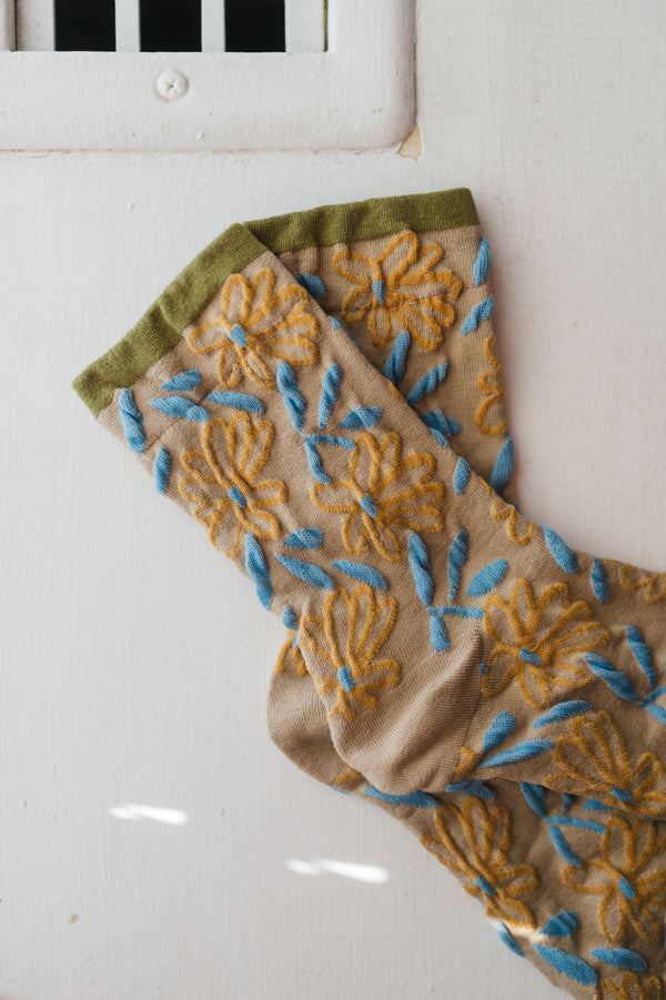 sweet flower tube socks | tan + blue