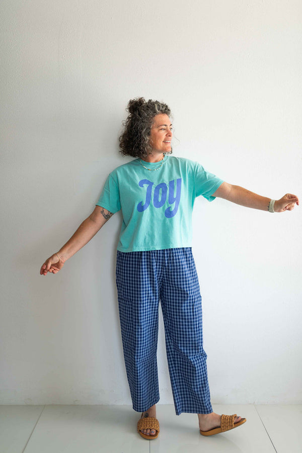 joy | chalky mint comfort colors boxy cropped tee