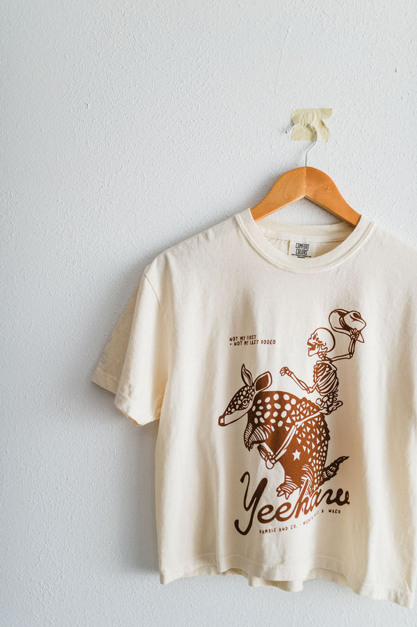 yeehaw skeleton + armadillo | cream comfort colors boxy cropped tee